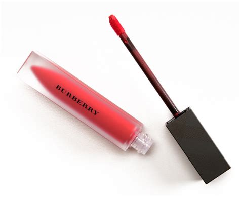 Burberry Military Red Liquid Lip Velvet Review & Swatches